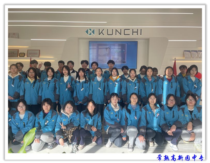 590cc63acd5e4fc99cdfab6b8cbc029a.jpg