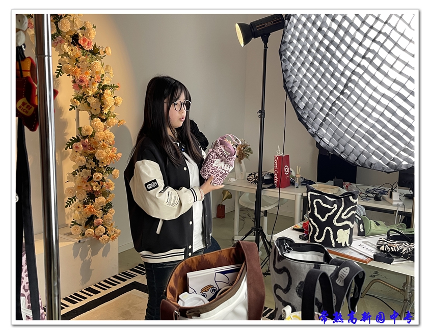 6e1f9bb2d8b44e20826a5a9789110e68.jpg 6e1f9bb2d8b44e20826a5a9789110e68.jpg