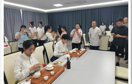 展示专业成果，共筑职教梦想
