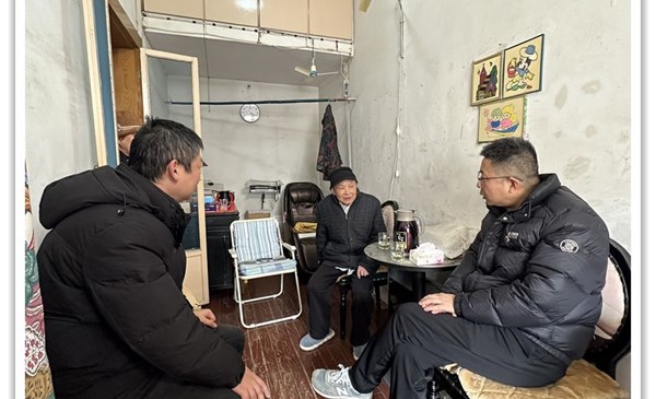 岁寒送暖显担当 慰问老党员传党恩