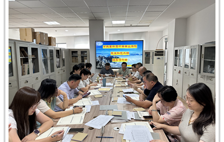 明要求 强沟通 稳开局 ——服艺部召开新学期班主任例会