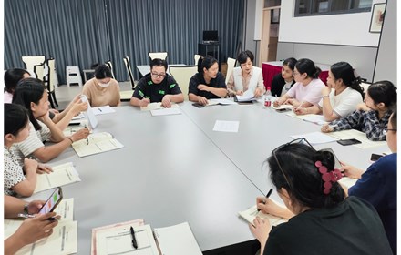 抓实常规管理 筑牢育人根基——旅游管理部召开9月班主任工作会议